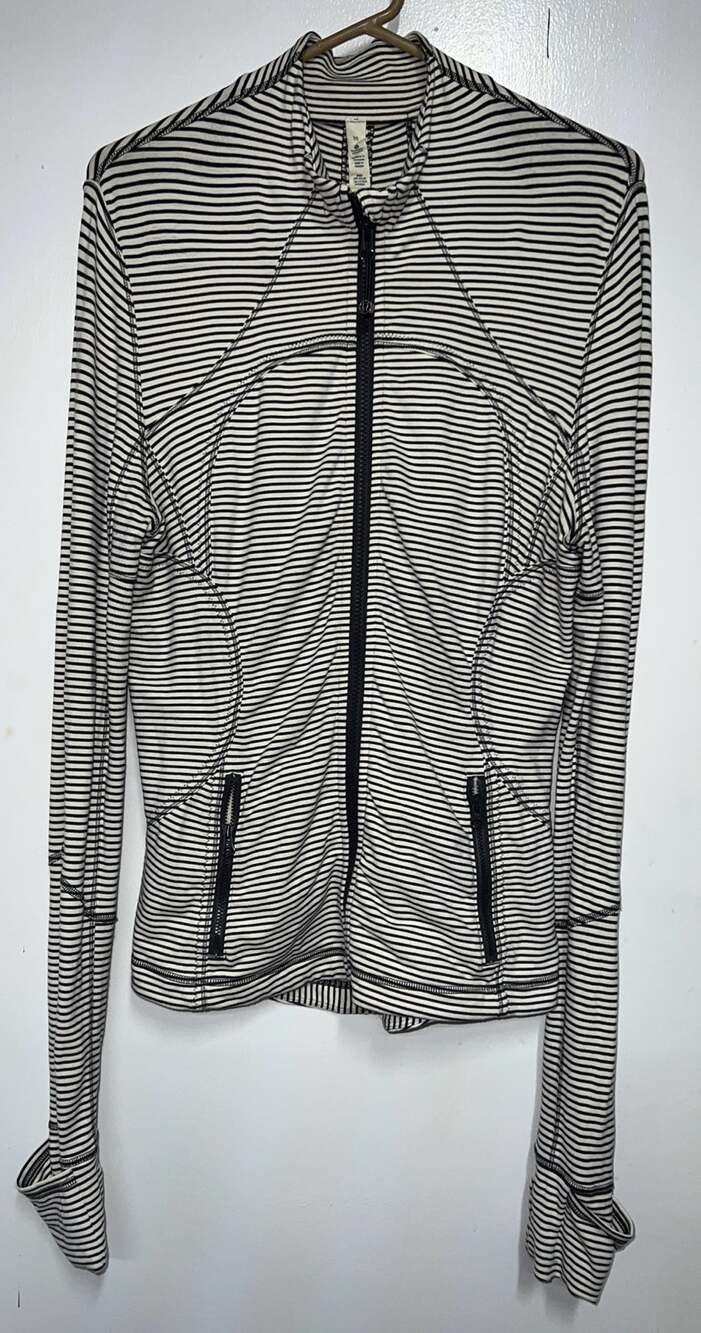 NWOT Lululemon Forme Jacket Hyper Stripe Cuffins Angel 10